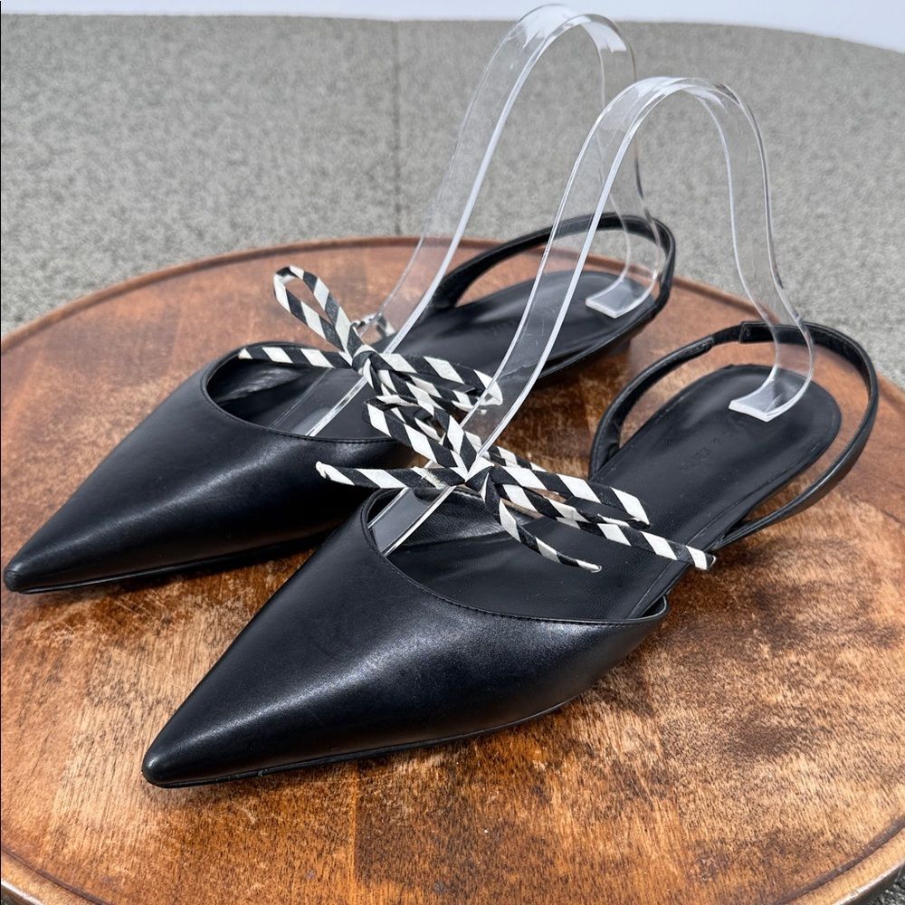 Charles and Keith Shoes 40 US 10 Black Leather Pointed-Toe Kitten Heel Bow FLAWS